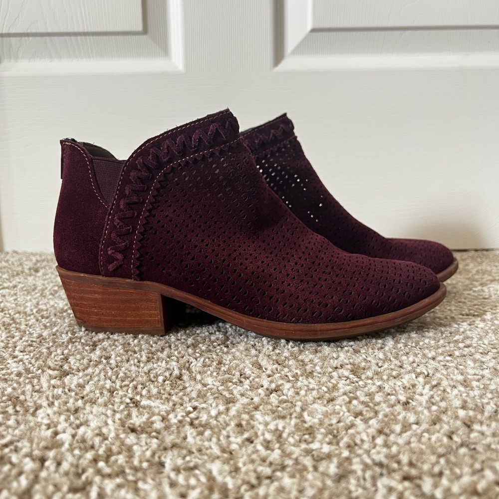 Burgundy booties by Earth